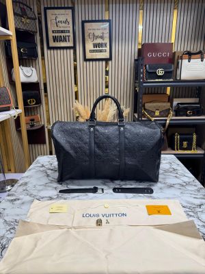 Louis_Vuitton Keep All Bandouliere Embossed Duffle Bag With Dust Bag (Black)