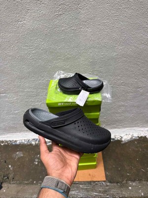 CROCCS INMOTION BLACK GREY