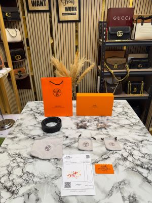 Hermes Black Leather Belt Combo In Carriage H-Buckle Set Includes Box Dust Bags And Carry Bag (03-HS)