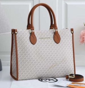 Michael_kors_tote_bag_with_dust_bag_(10288-Biege-brown)