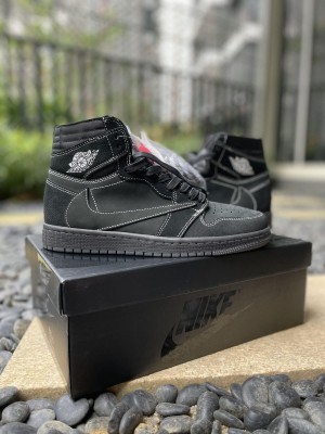 AIR JORDAN 1 RETRO HIGH OG PHANTOM