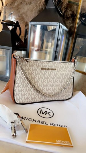 Michael_Kors_ Jet Set Charm Small Logo Pochette Bag ( Box Dust Bag) 1052