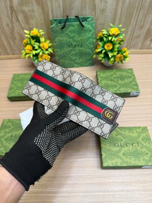 GUCCI_WALLET_V842