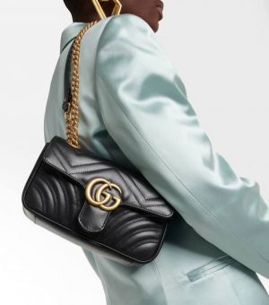 Gucci_Marmont_black_with_og_box(1732-black)