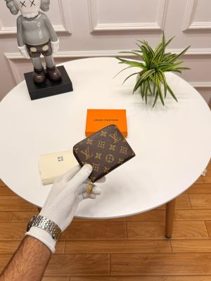 Louis_vuitton_lv_unisex_premium_zipper_monogram_wallet_with_ogbox_ea143
