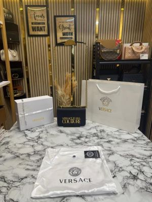 Versace_Jeans_Couture_Saffiano_Lock_Crossbody_Bag_With_Box_And_Dust_Bag_Including_Carry_Bag_(VA029-Black)