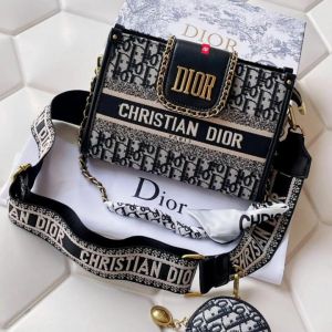 Christian_dior_camp_slingbag_with_ogbox_dustbag_scarf_etc(black)