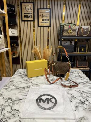 Michael_Kors Jet Set Charm Shoulder Bag With Box And Dust Bag (100809-Brown)