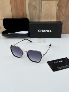 Chanel_2504_silver_blue