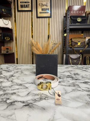 Coac_h White Leather Belt with Gold C-Buckle 