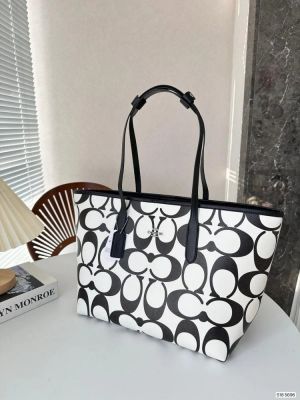 Coach_Signature_City_Limited_Edition_Premium_Tote_Bag_With_OG_Magnetic_Box_&_Dust_Bag_(Black_White-874)