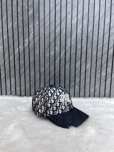 Dior_Mesh_Black_Gold_Front_Logo_Premium_Unisex_Cap