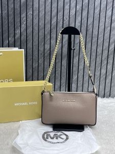 Michael_Kors_CB_Chain_Pouchette_With_OriginalBox_CarryBag
