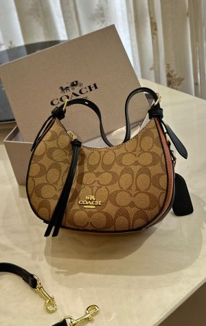 Coach_kleo_hobo_bag_in_signature_canvas_bag_with_box_5675