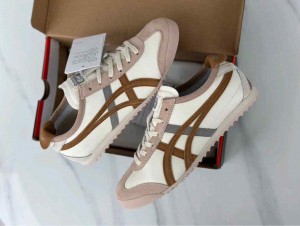 Onitsuka TigerMexico 66 CreamKhakiCarbon