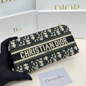 Christian_Dior_Zipper_Wallet_For_Women_With_Box_5559