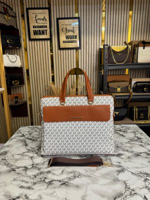 Michael_Kors Flap Mk Print Laptop Bag Premium Quality With Strap (Beige 1977-5)