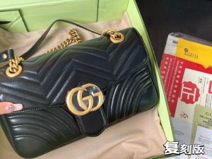 Gucci_marmont_sling bag premium quality with box(maroon box)