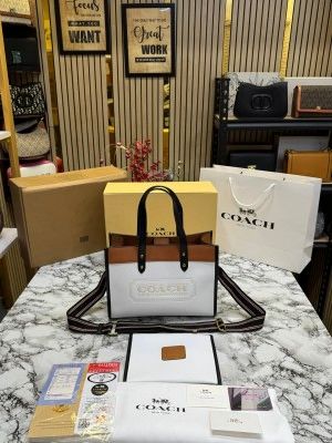 Coach_Field_Tote_Bag_Two_Tone_In_Colorblock_Signature_With_Double_Og_Box_And_DustBag_Including_CarryBag_(6739-Brown)