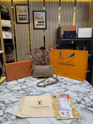 Louis_Vuitton Pochette With Box And Dust Bag Including Carry Bag (Khaki)