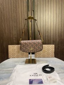 Coac_h Andrea Shoulder Bag In Signature Canvas with box  675