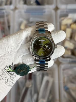 Role x Day date Quartz