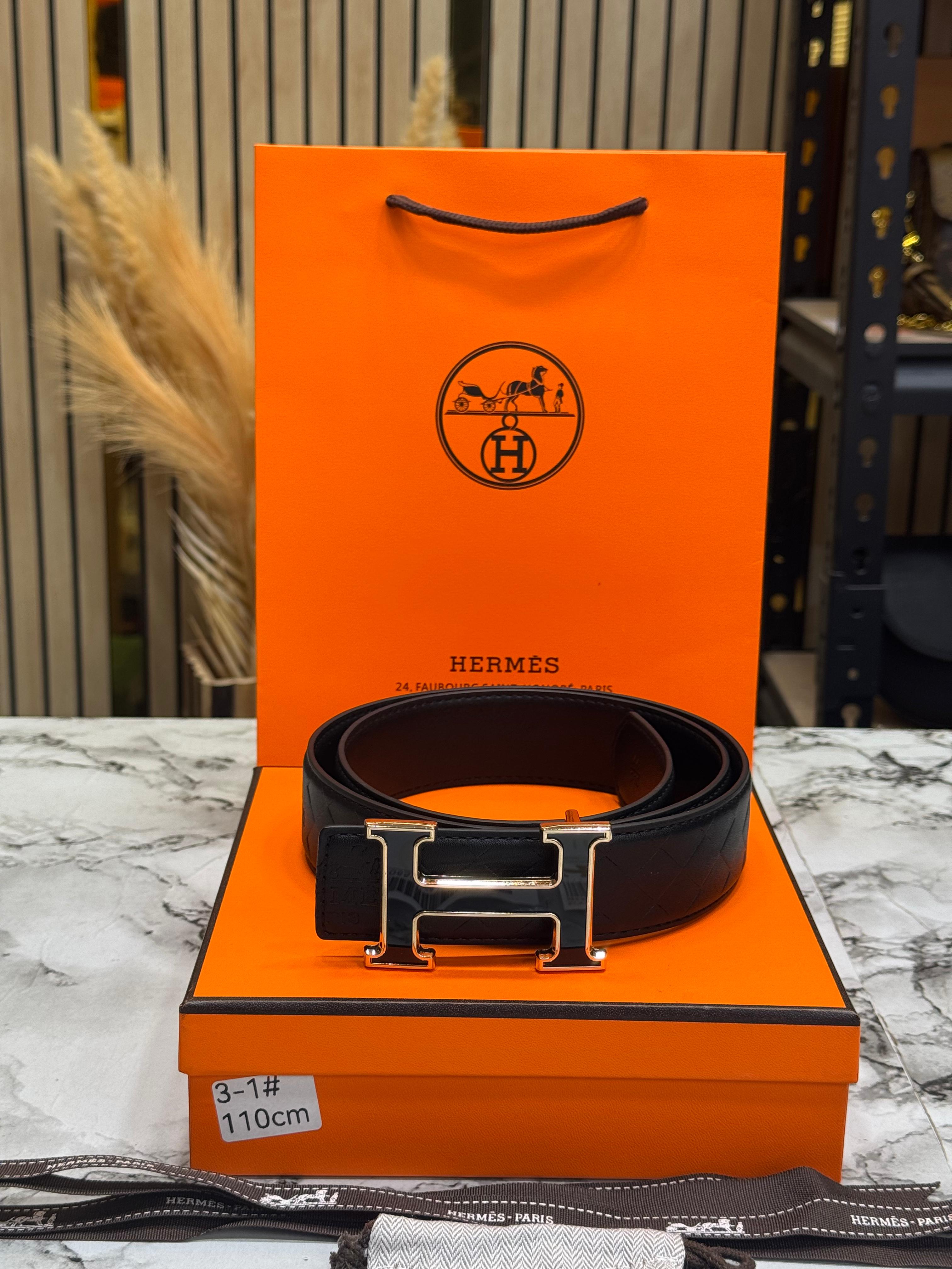Hermes Black Leather Belt with Gold H Buckle Includes Box Dust Bag And Carry Bag (3-1)