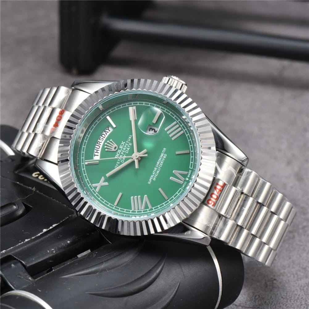 Role_x Oyster Perpetual Day Date 40 Battery Silver-Green