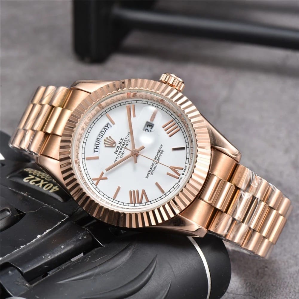 Role_x Oyster Perpetual Day Date 40 Battery Copper-White