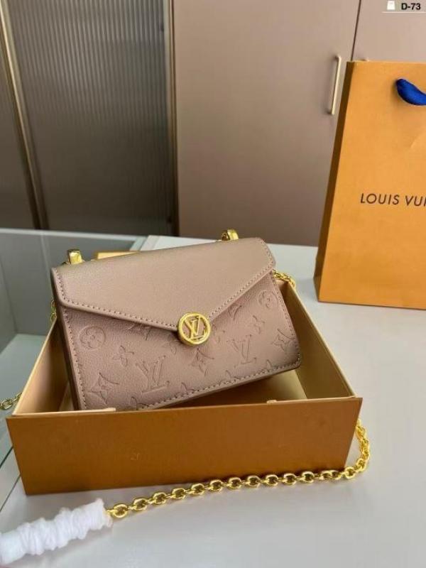 Louis_vuitton Wallet On Chain Rosy with magnet box 627