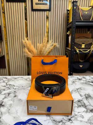 Louis_Vuitton Black Leather Belt With LV Initiales Buckle Includes Box and Carry Bag (24-3)