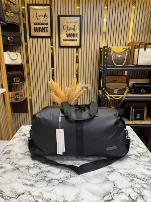 Calvin_Klein Premium Quality Duffle Travel Bag (Z0838-Black)