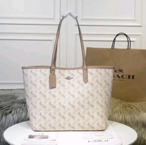 COAC_H TOTE SLING WITH DAMAGE BOX AND DUST BAG (HORSEFERRY-CREAM)