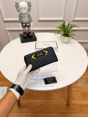 Guess_premium_womens_zipperwallet_with_ogbox_etc_ea135