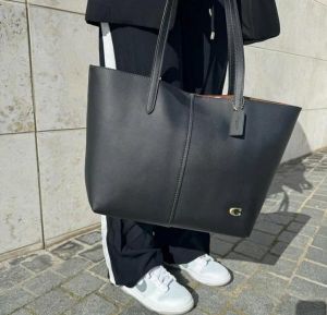 coac_h North 32 leather Tote bag premium Quality with dust bag 586