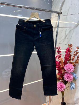 Dolce and Gabban a Green Shade Imported Lycra Straight Fit Ankle Lenght Denim With Metal Logo 3347