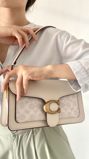 Coac_h tabby shoulder sling bag with og box & Premium quality 456