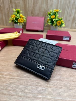 Salvatore_Ferragamo_WALLET_V828