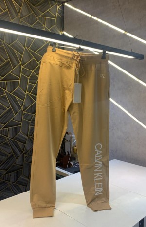 CALVIN_KLEIN_CREAM_EMBROIDERY_PRINT_IMPORTED_TRACKPANT_(953)