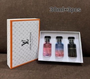 Louis_Vuitton_Combo_Gift_Set_of_3_(127)