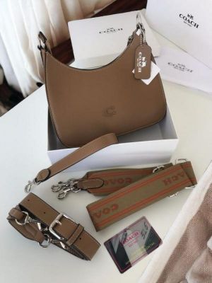 Coac_h Hobo Crossbody With Signature Canvas comes with 3 belts with box 701