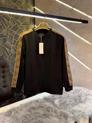 Calvin_Klein_Black_Embossed_Logo_Sleeve_Patch_Look_Imported_Sweatshirt_(1888)