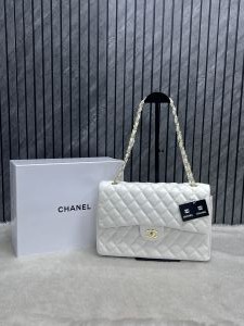 Chanel_Jumbo_Extra_Large_Size_Leather_ShoulderBag_With_OriginalPacking