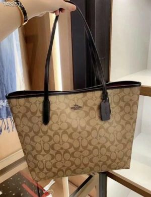 Coach_tote bag premium quality with og box