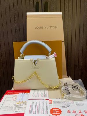 Louis_vuitton Capucines BB with duty free bill and double box 448