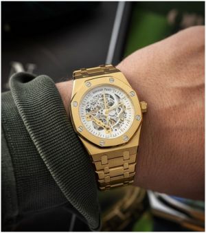 Audemar_s Piguet Royal Oak Skeleton Gold-White