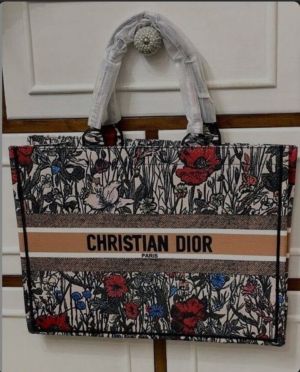 Christian Dio_r Flowering Miller Fluers Book Tote With Dust Bag 