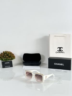 Chanel_WMNS_8317_Cream_Pink