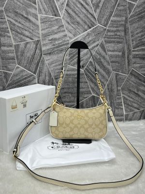Coach_Teri_Ap-Wht_Shoulder_Bag_With_OriginalBox_DustCover