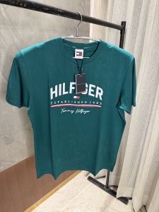 SALE TOMMY HILFIGHER GREEN ROUND NECK